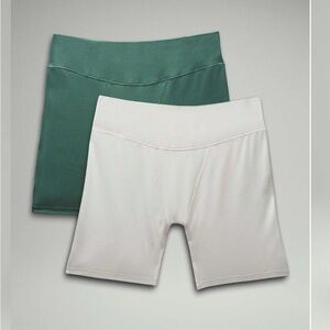 Lululemon UnderEase Super-High-Rise Shortie Underwear - Medium Forest / Vapor